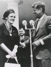 Dr. Frances Oldham Kelsey received an award from President John F. Kennedy in 1962 for her role as an FDA staffer in blocking U.S. approval of thalidomide.